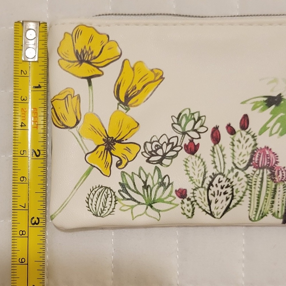 Starbucks California Local Collection Bear Poppy Coin Pouch Credit Card Holder View 6